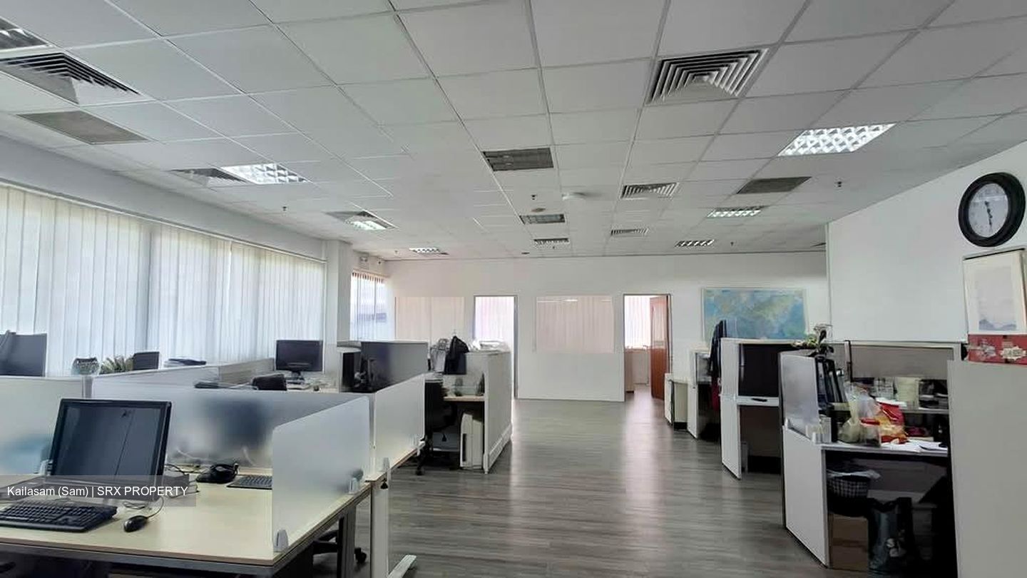 Leong Huat Building (D13), Factory #552435501